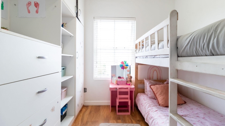 2 Bedroom Property for Sale in Wynberg Western Cape